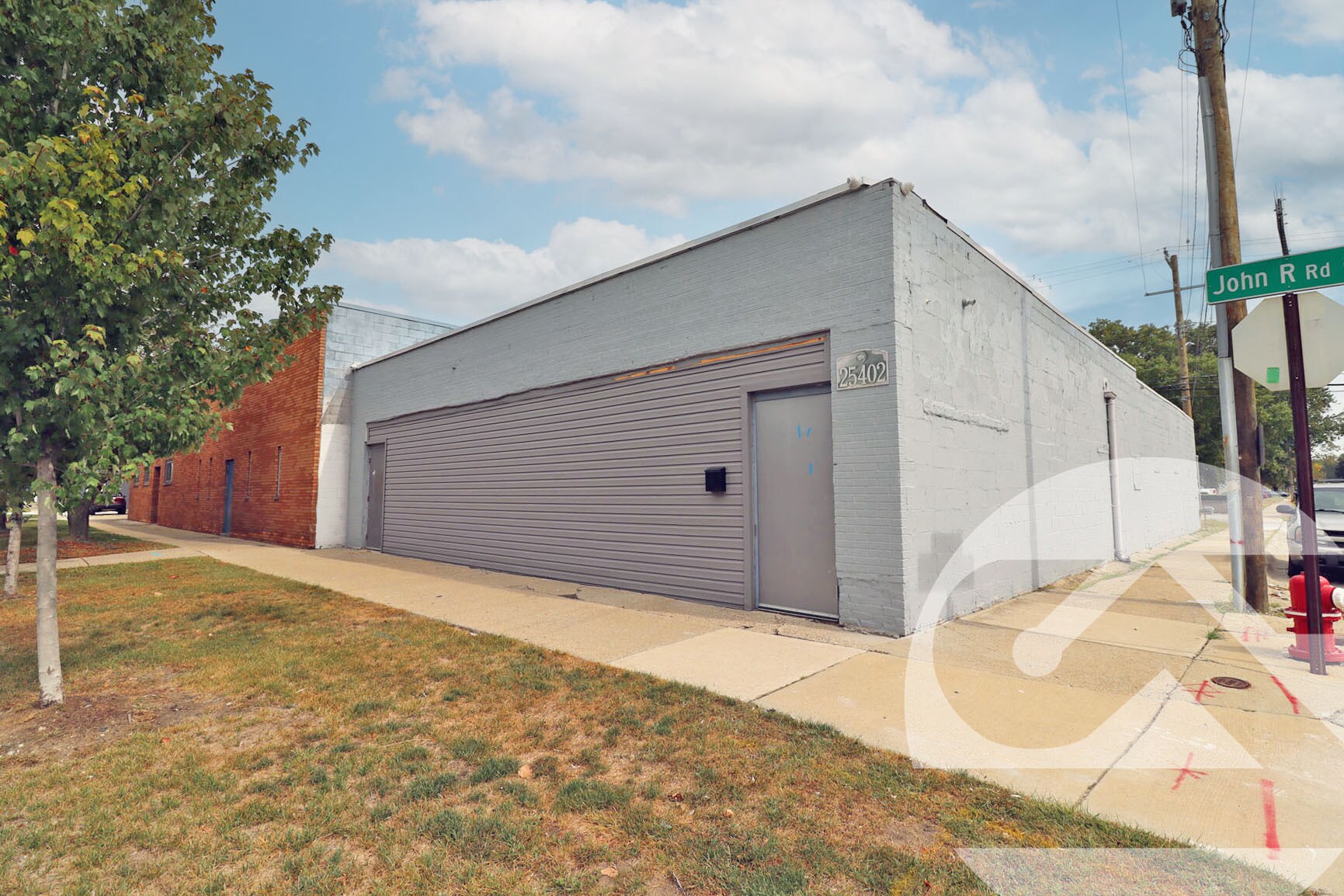 25402 John R Rd, Madison Heights, MI à vendre Photo principale– Image 1 sur 3