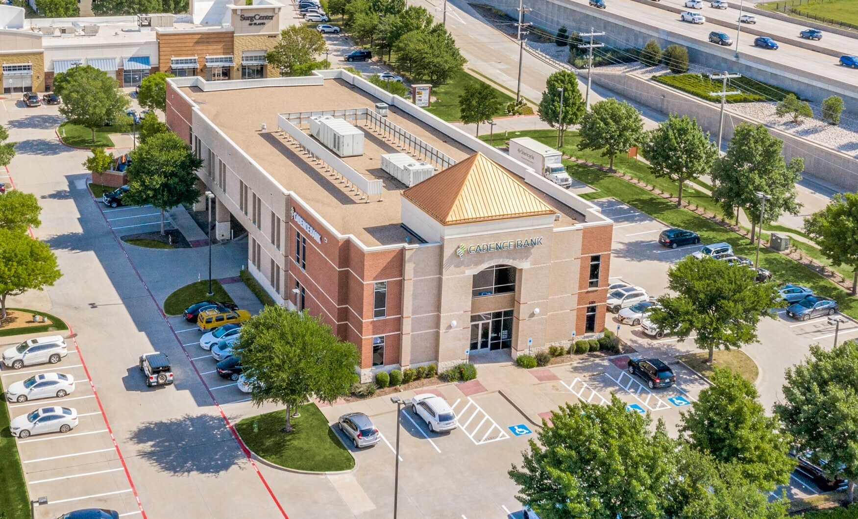 6001 Windhaven Pky, Plano, TX à louer Photo principale– Image 1 sur 10