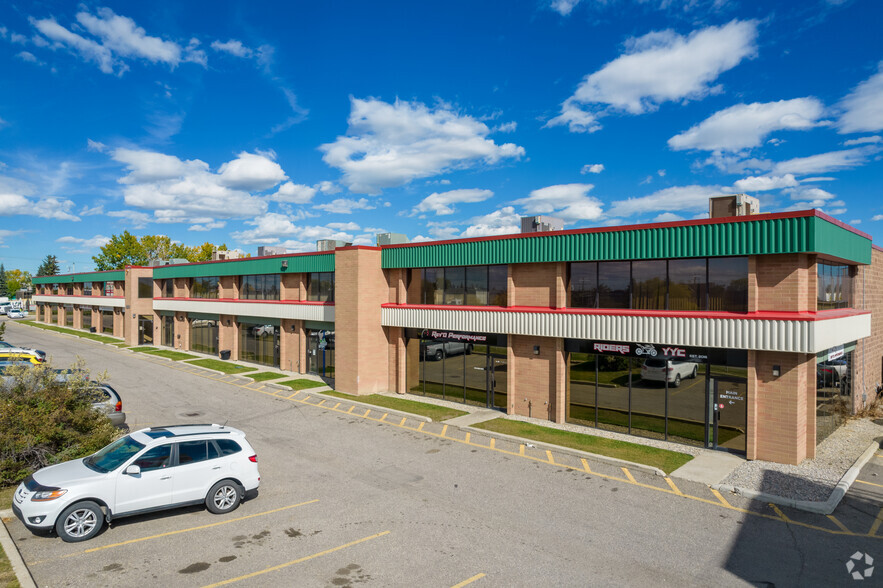 4041 74th Ave SE, Calgary, AB à louer - Photo de l’immeuble – Image 3 sur 12