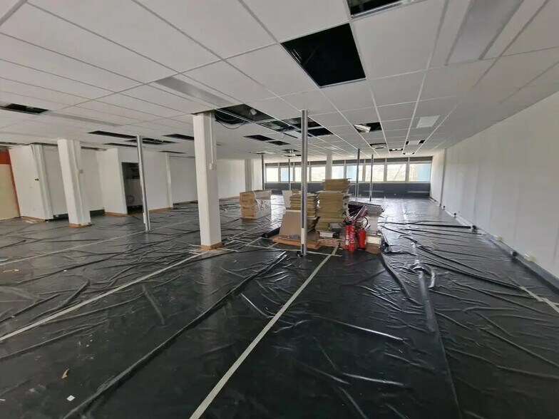 Industriel/Logistique dans Valbonne à louer - Photo intérieure – Image 3 sur 6