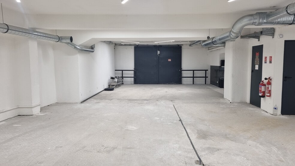 71-73 Rue De Saussure, Paris à louer - Photo intérieure – Image 3 sur 7