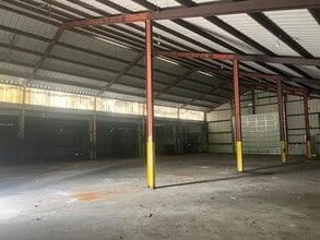 4900-4904 Griggs Rd, Houston, TX à louer Photo intérieure– Image 2 sur 9