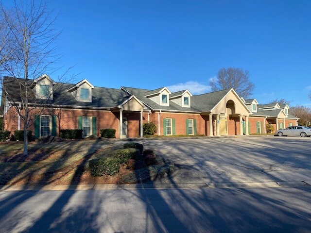 1665 Herlong Ct, Rock Hill, SC à vendre - Photo de l’immeuble – Image 2 sur 6