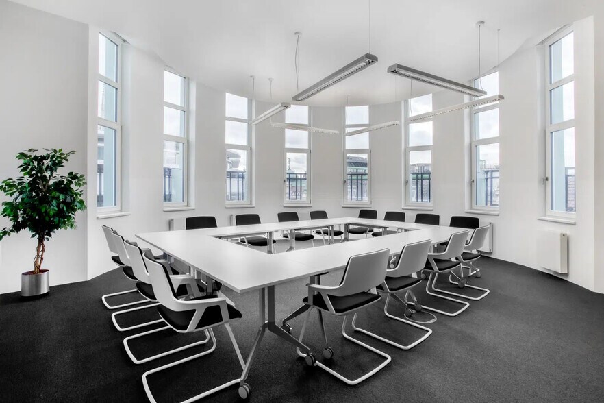 Bureau dans Tours à louer - Photo de l’immeuble – Image 1 sur 10