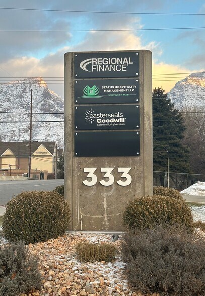 333 W 2230 N, Provo, UT à vendre - Photo de l’enseigne sur pylône – Image 2 sur 37