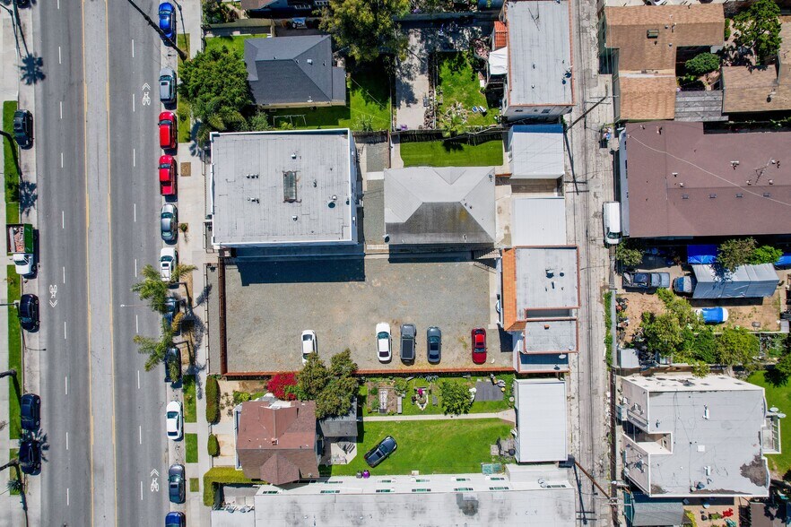 1123 Pacific Ave, Long Beach, CA à vendre - Photo de l’immeuble – Image 2 sur 9