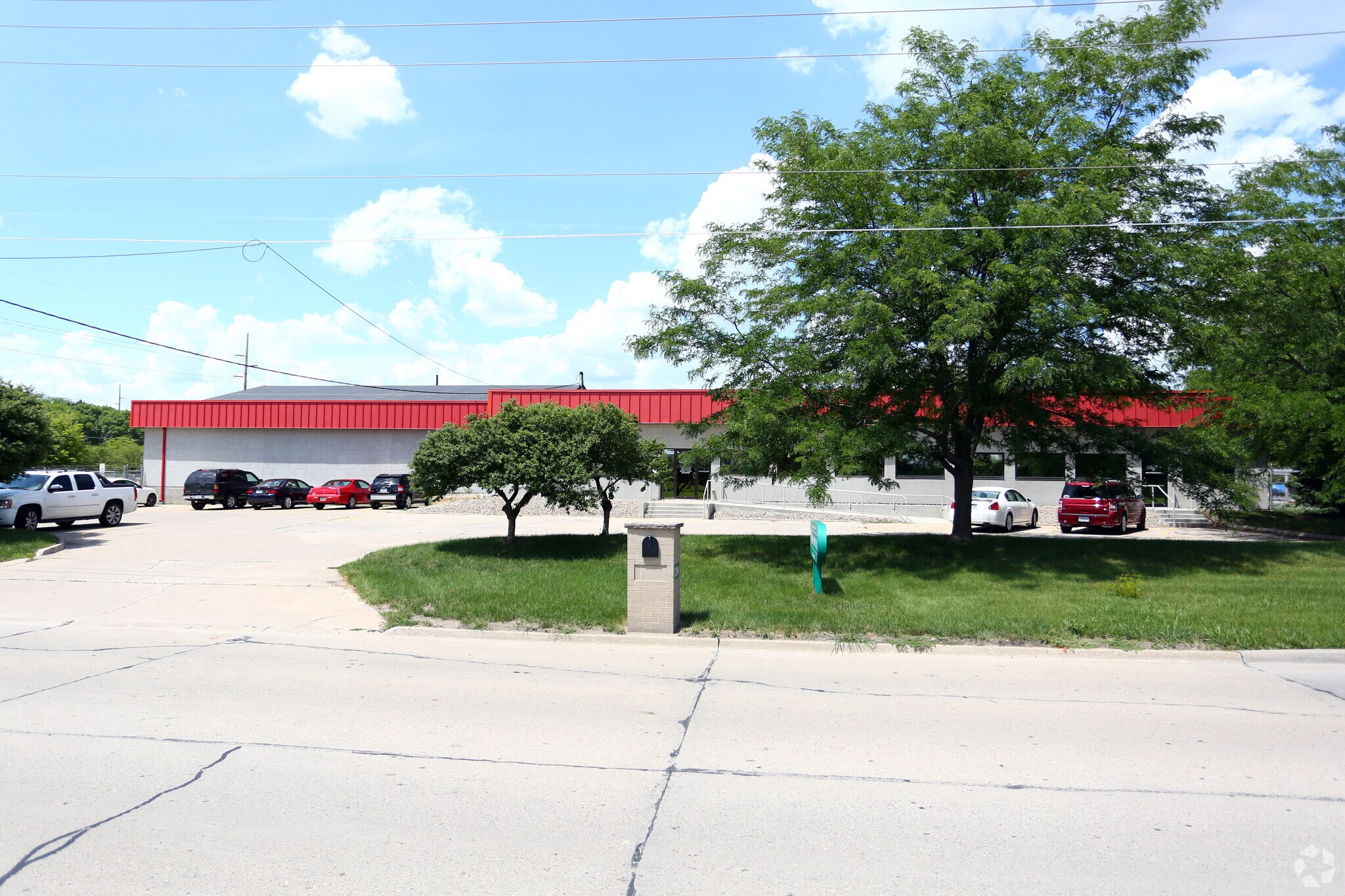 1014 SE Lorenz Dr, Ankeny, IA à louer Photo principale– Image 1 sur 12