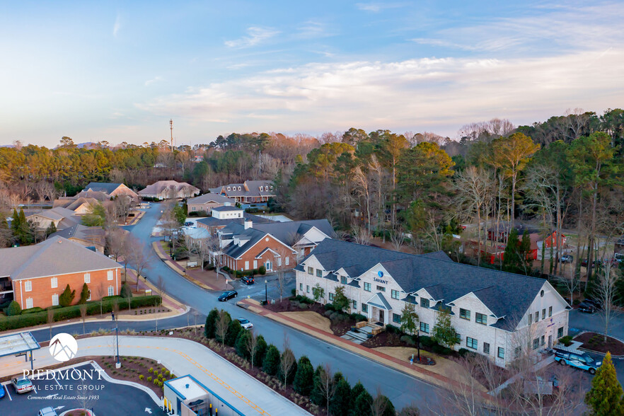 220 Heritage Walk, Woodstock, GA à louer - Photo de l’immeuble – Image 3 sur 12