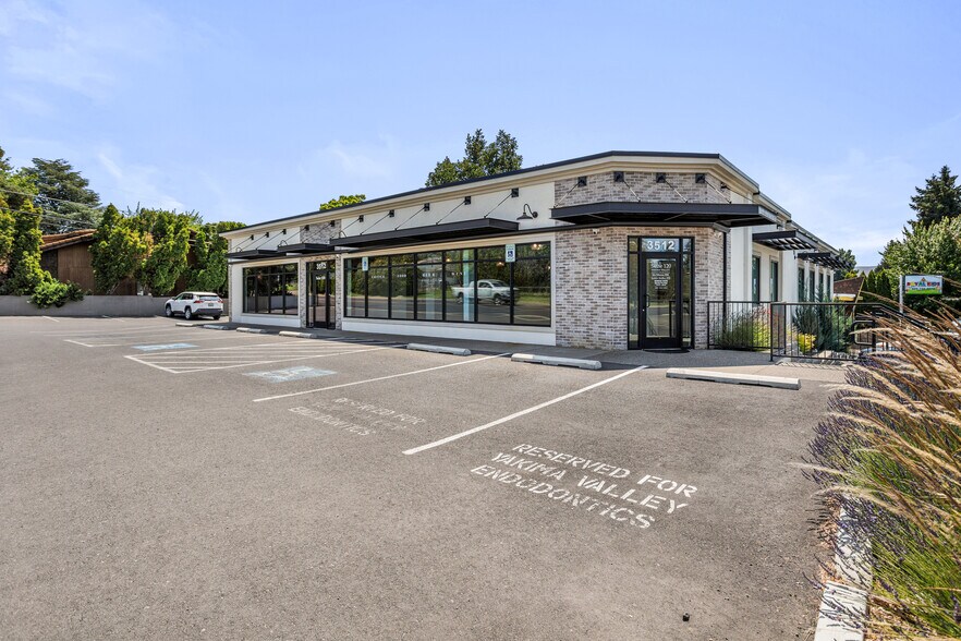3512 Tieton Dr, Yakima, WA à louer - Photo de l’immeuble – Image 1 sur 5