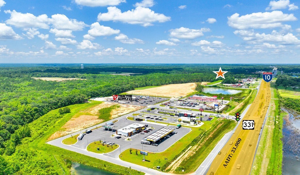 DEFUNIAK SPRINGS, Defuniak Springs, FL à vendre Photo principale– Image 1 sur 6