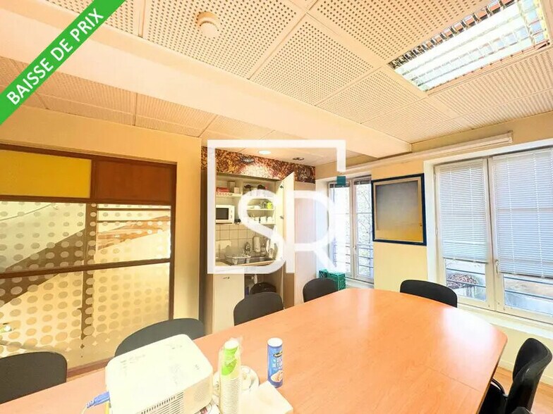 Bureau dans Pont-du-Château à louer - Photo intérieure – Image 2 sur 12