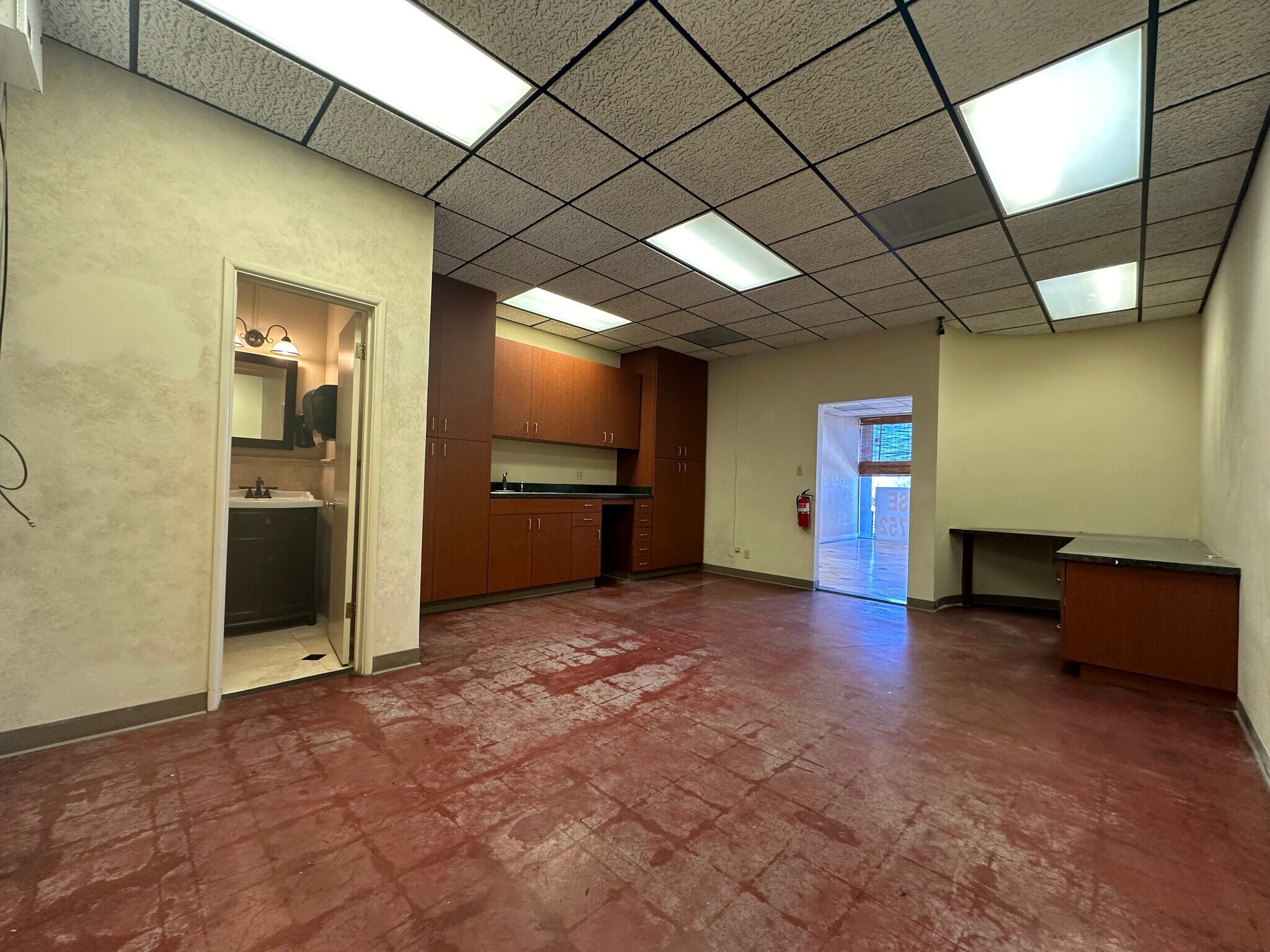 147 Kern St, Taft, CA à louer Photo principale– Image 1 sur 7