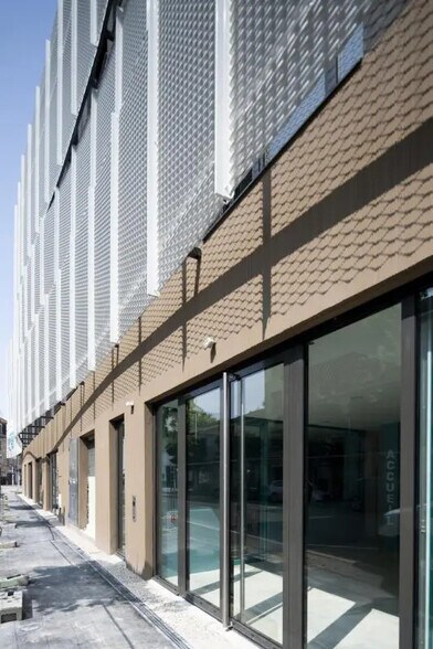 Bureau dans Bourg-en-Bresse à vendre - Photo de l’immeuble – Image 2 sur 4