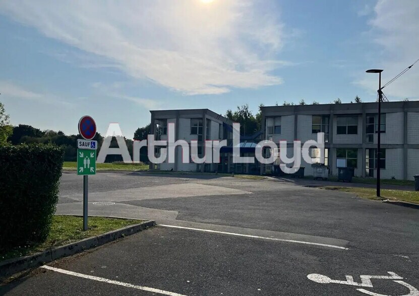Bureau dans Hérouville-Saint-Clair à louer - Photo de l’immeuble – Image 3 sur 4