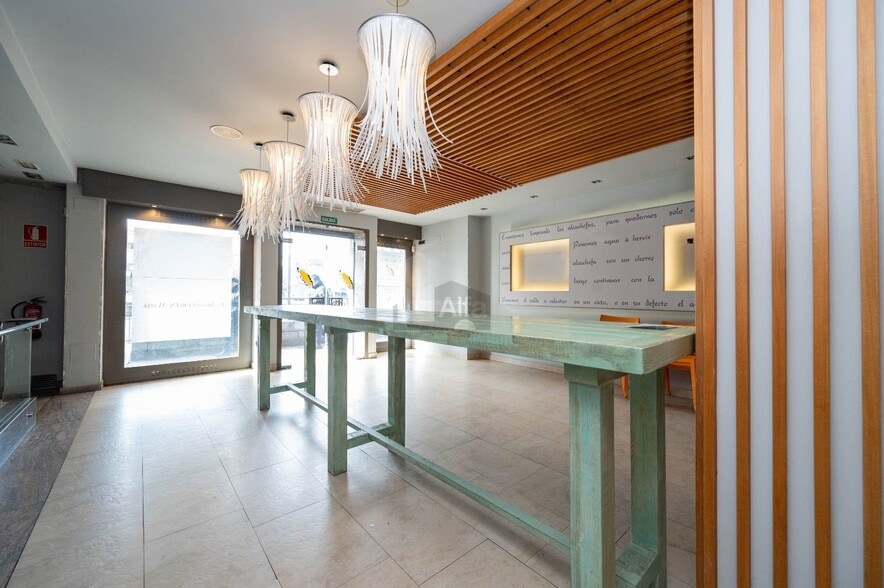 Immeuble residentiel dans Madrid, Madrid à vendre - Photo intérieure – Image 2 sur 2
