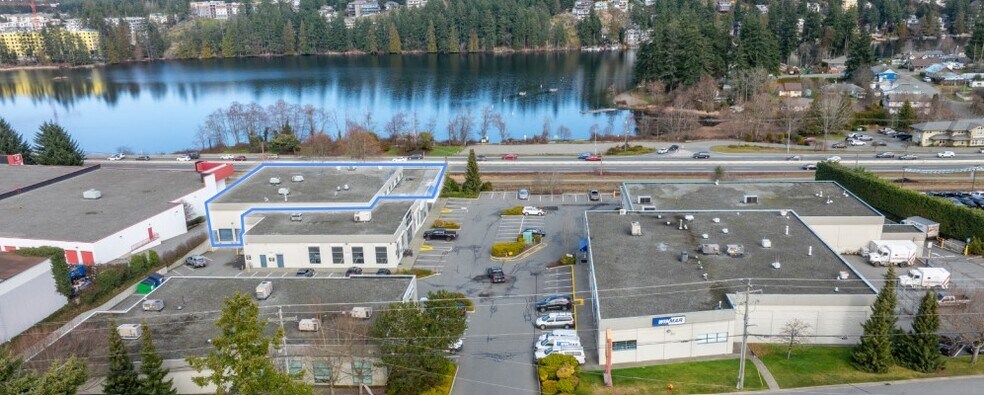 4300 Wellington Rd, Nanaimo, BC à louer - Photo principale – Image 1 sur 1