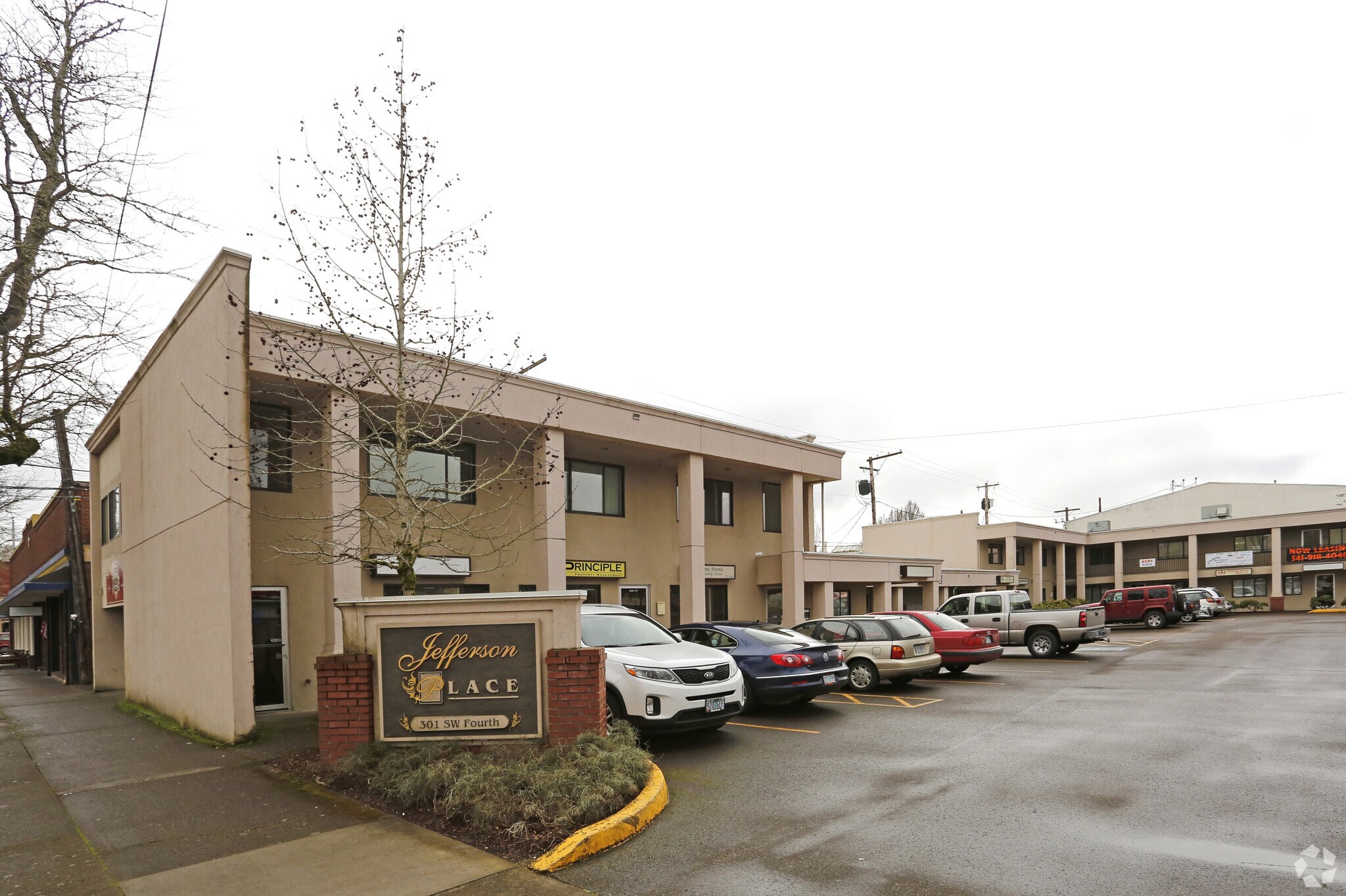 301 SW 4th St, Corvallis, OR à louer Photo principale– Image 1 sur 8