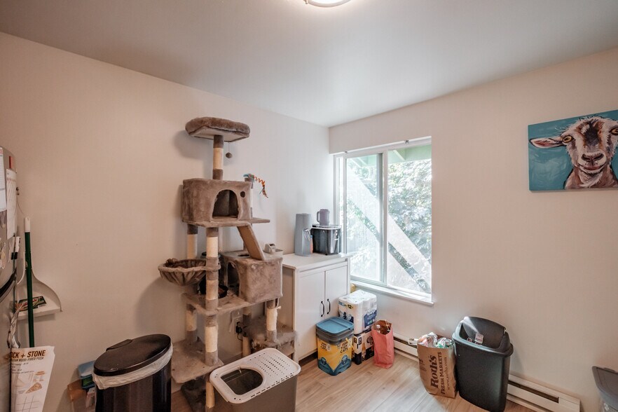297 Main St W, Monmouth, OR à vendre - Photo de l’immeuble – Image 3 sur 107
