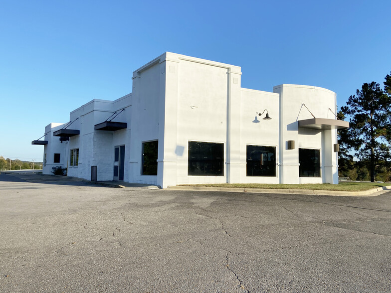 2210 Temple Ave N, Fayette, AL à louer - Photo de l’immeuble – Image 1 sur 5