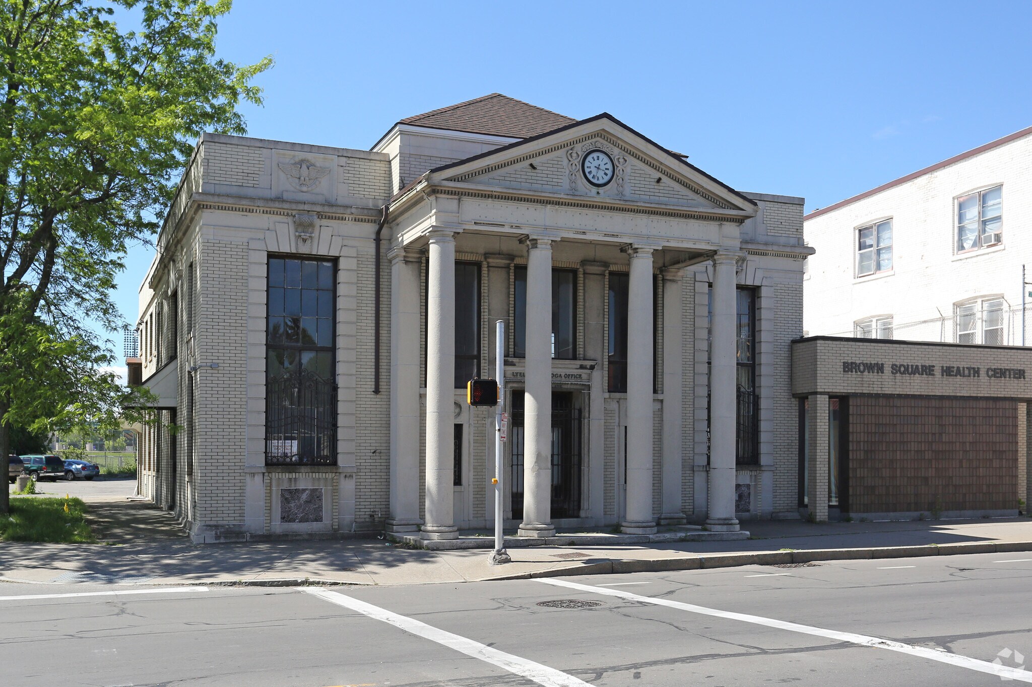 175 Lyell Ave, Rochester, NY à vendre Photo de l’immeuble– Image 1 sur 4