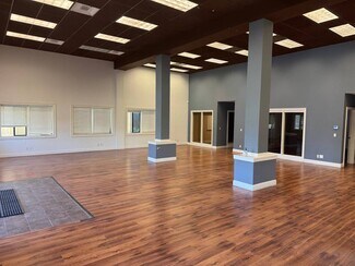 Plus de détails pour 400 Smith Ranch Rd, San Rafael, CA - Local d'activités à louer