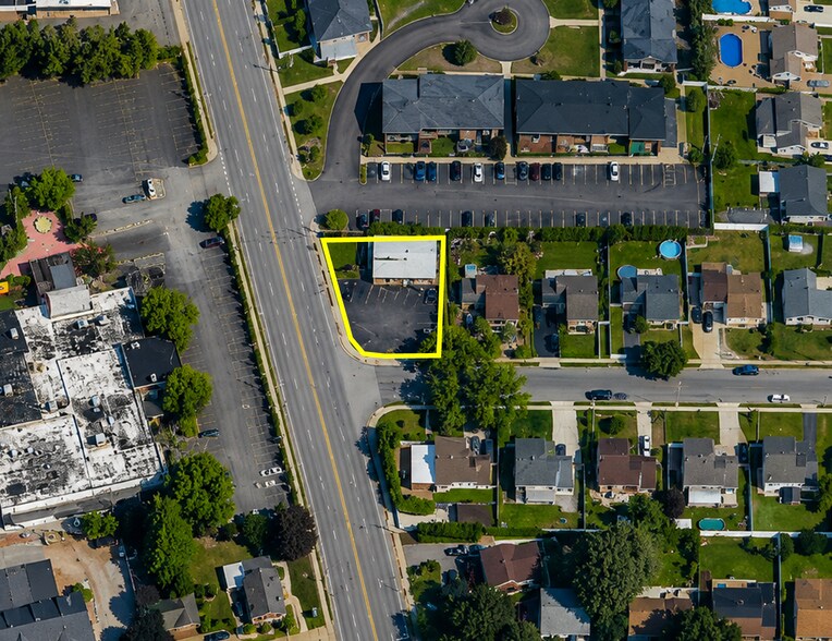 380 Hicksville Rd, Bethpage, NY à vendre - Aérien – Image 3 sur 4