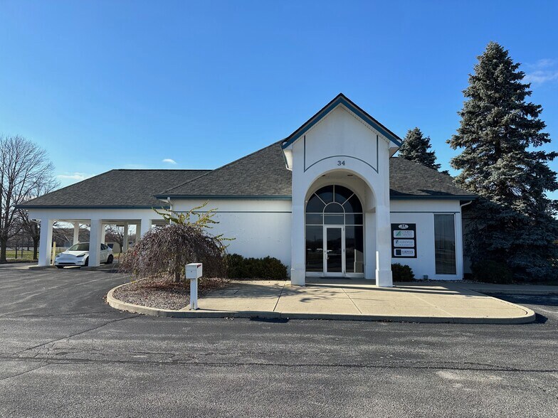 34 W Rampart St, Shelbyville, IN à vendre - Photo principale – Image 1 sur 8