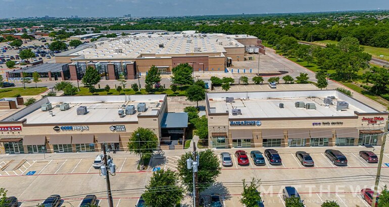 109 S Murphy Rd, Murphy, TX à louer - Photo de l’immeuble – Image 1 sur 4