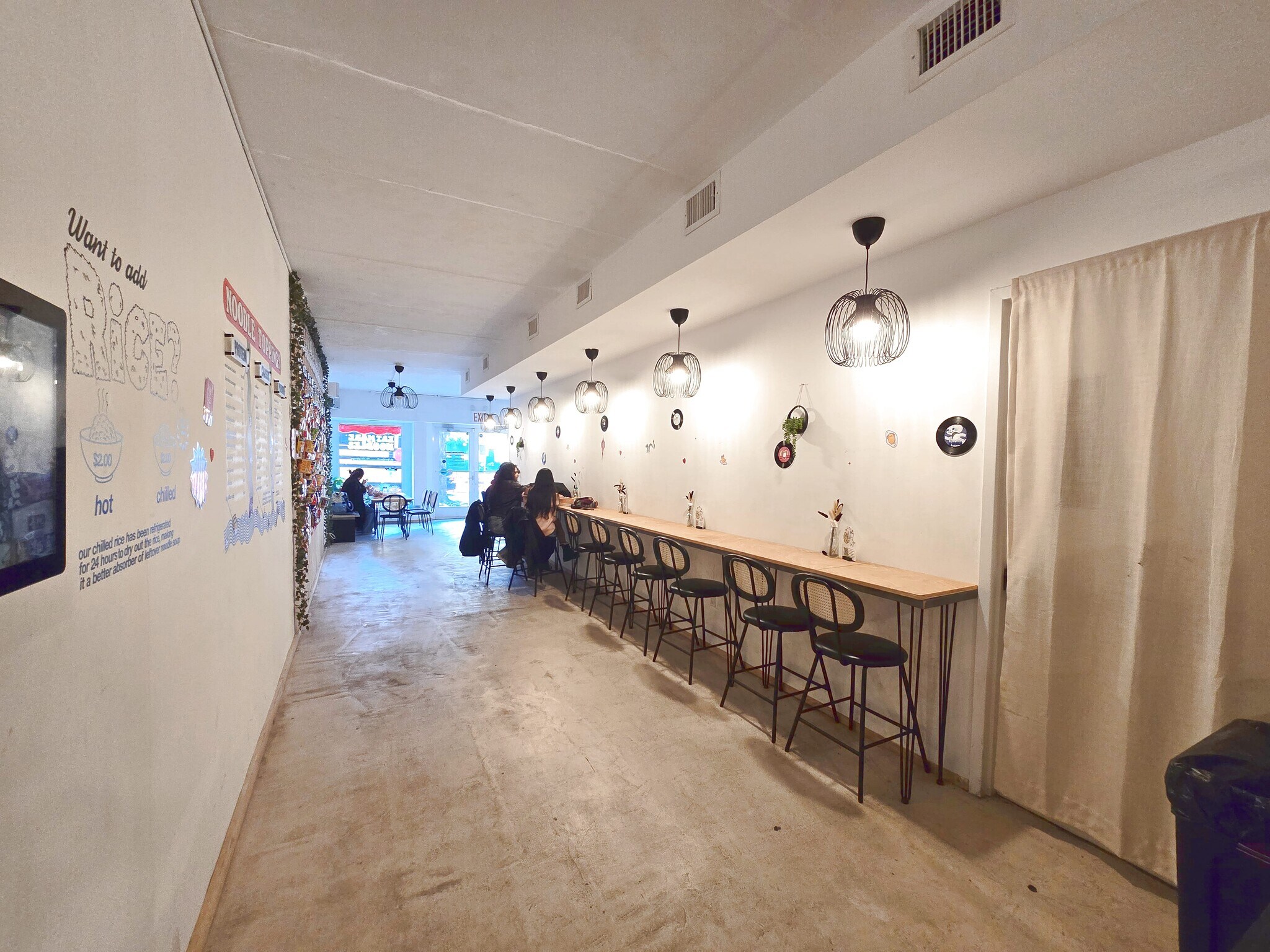 2409-2411 41st Ave, Long Island City, NY à louer Photo principale– Image 1 sur 18