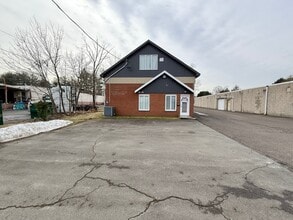1525 Parkway Ave, Trenton, NJ à louer Photo intérieure– Image 2 sur 38