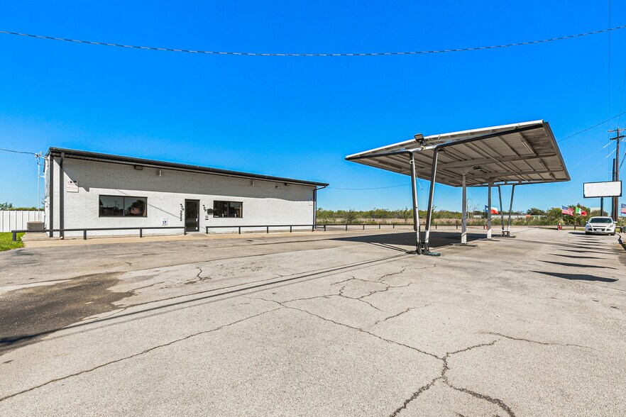 3922 W US Highway 80, Terrell, TX à vendre - Photo de l’immeuble – Image 2 sur 20