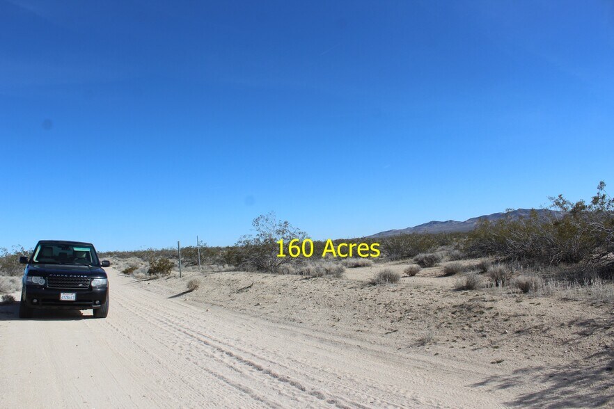 Ave C, Adelanto, CA à vendre - Photo de l’immeuble – Image 2 sur 8
