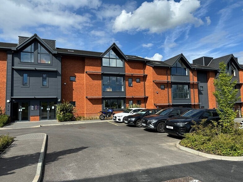 East Horton Knowle Ln, Eastleigh à louer - Photo principale – Image 1 sur 4