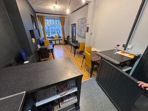 86-88 Queen Victoria Rd, Llanelli à louer Photo intérieure– Image 2 sur 7