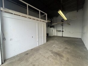 1311 Valmont Way, Richmond, BC à louer Photo intérieure– Image 2 sur 7