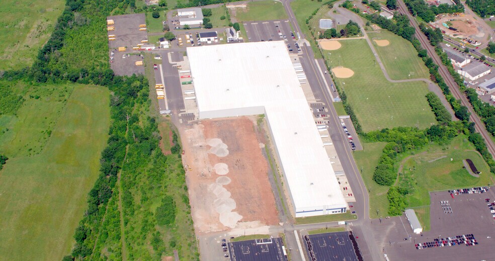 152 Route 206, Hillsborough, NJ à louer - Photo de l’immeuble – Image 2 sur 2