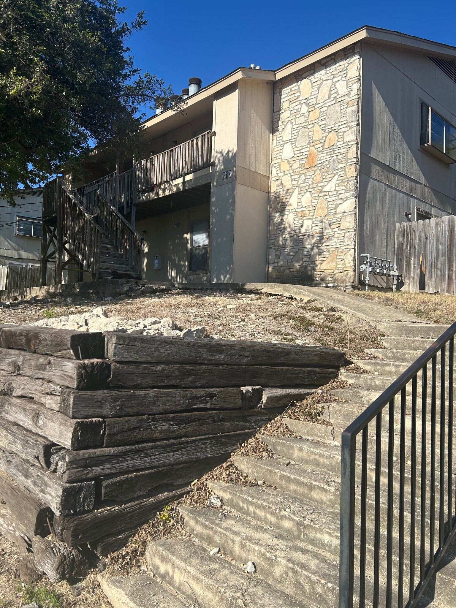 813 Bracewood Cir, San Marcos, TX à vendre Photo principale– Image 1 sur 5