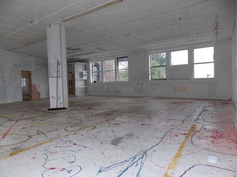 122-126 18th St, Brooklyn, NY à louer - Photo de l’immeuble – Image 3 sur 44