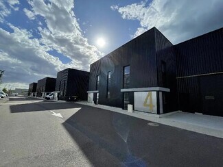 Plus de détails pour Bureau, Local d'activités à louer