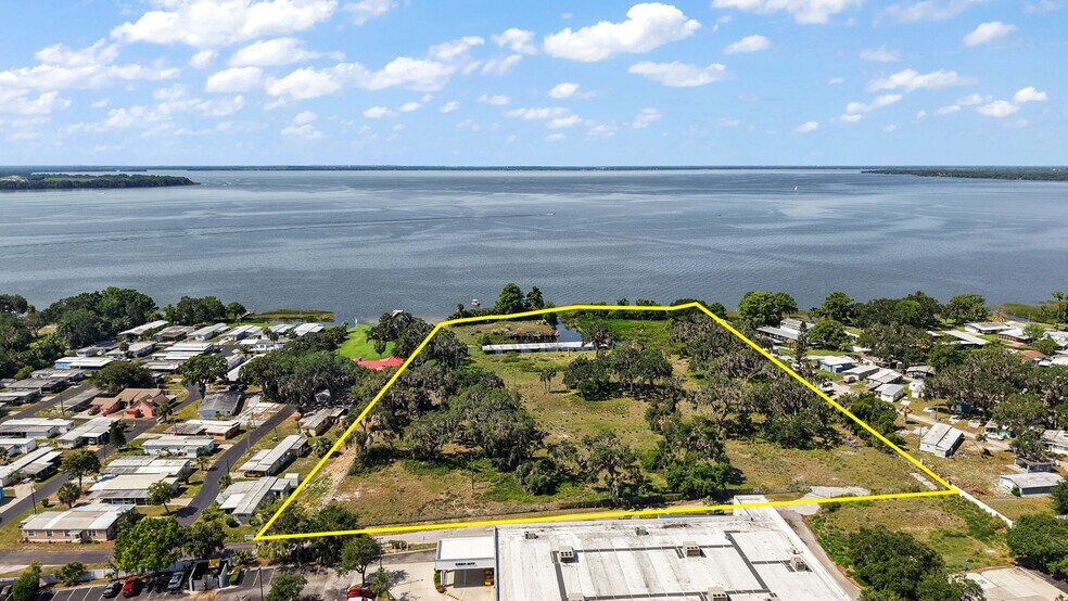 32811 Anglers Ave, Leesburg, FL à vendre - Photo de l’immeuble – Image 1 sur 15