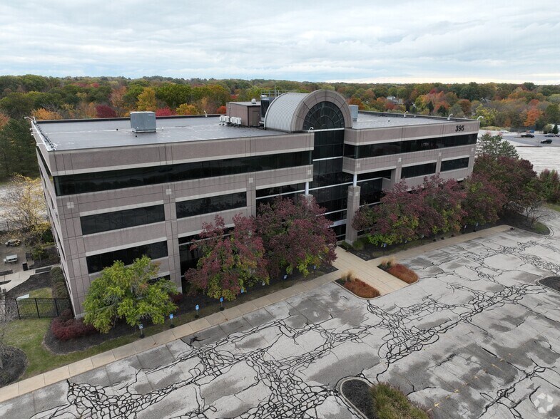 395 Ghent Rd, Akron, OH à vendre – Image 2 sur 6