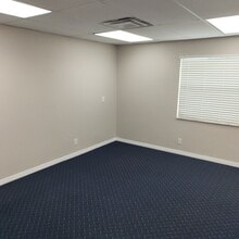 253 Commercial Blvd, Lauderdale-by-the-Sea, FL à louer Photo intérieure– Image 1 sur 5