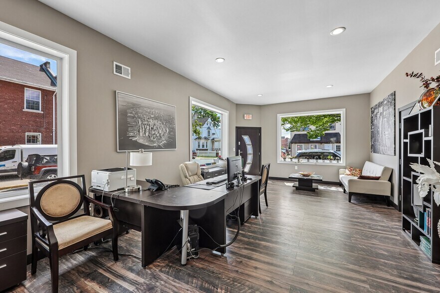 63 Union Blvd, Wallington, NJ à louer - Photo intérieure – Image 3 sur 19
