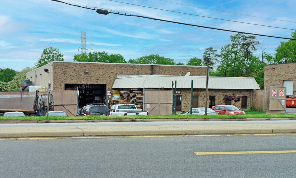 8090 Alban Rd, Springfield, VA à louer - Photo de l’immeuble – Image 1 sur 5