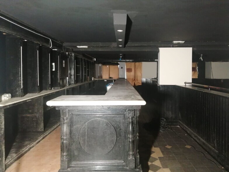 View Photo