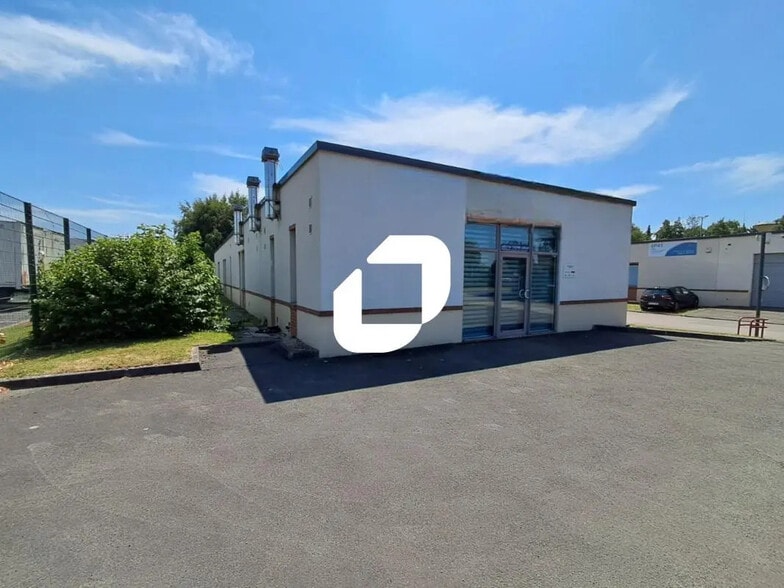 Bureau dans Templemars à louer - Photo de l’immeuble – Image 3 sur 9