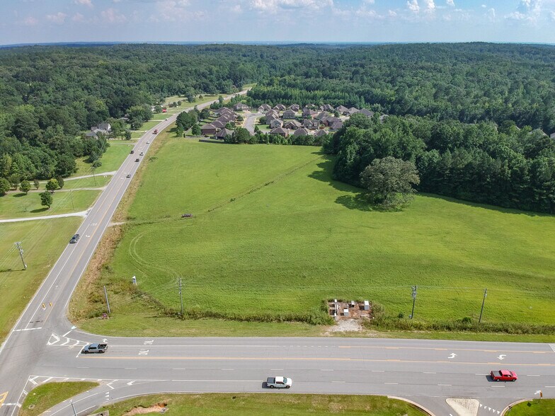Mitt Lary Rd, Northport, AL à vendre - Photo de l’immeuble – Image 3 sur 22
