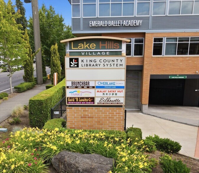 639 156th Ave SE, Bellevue, WA à louer - Photo de l’immeuble – Image 2 sur 6