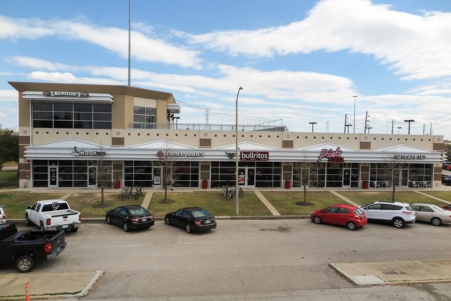 4701 Calhoun Rd, Houston, TX à louer - Photo de l’immeuble – Image 2 sur 7