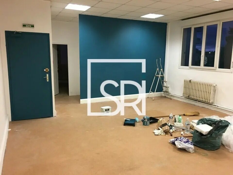 Bureau dans Vichy à vendre Photo intérieure– Image 1 sur 11